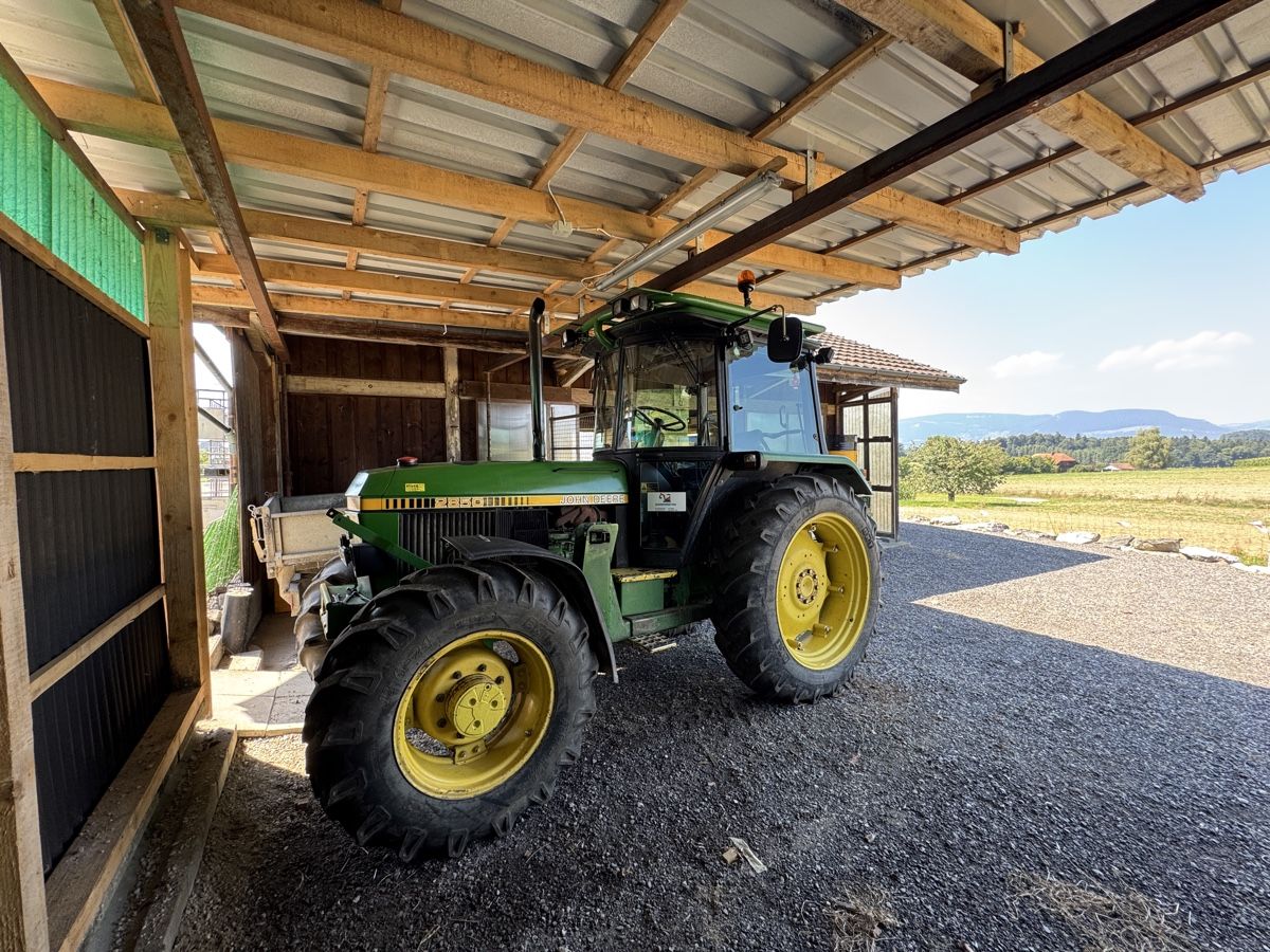John Deere Tracteurs: John Deere 2850 – D'occasion à Oberönz par HPBJ 6
