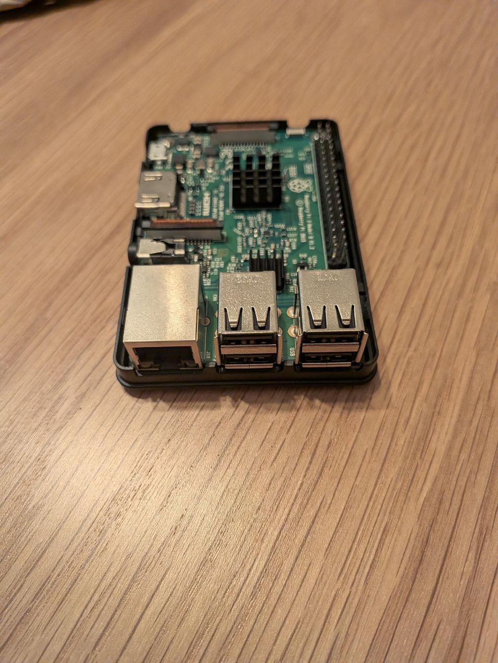 Raspberry Pi PC: Raspberry Pi 3 Model B mit Gehäuse und Zubehör, Top! – Nuovo e nell'imballaggio originale da Fahrwangen venduto da ret_k7wx 1