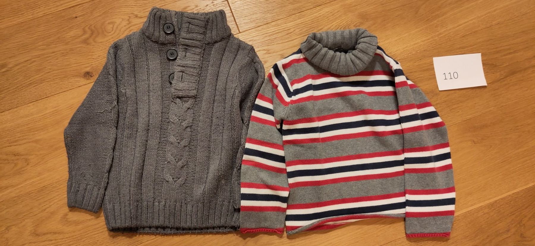 H&M Maglioni & Felpe: 2er Set warme Winterpullover, Grösse 110, Top Zustand! – Nuovo (secondo la descrizione) da Wil SG venduto da crxschildi