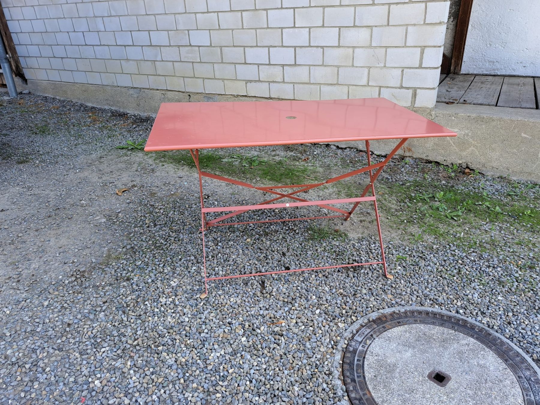 Tavoli: Metall Tisch klappbar  – Usato da Obfelden venduto da Alf2005 2