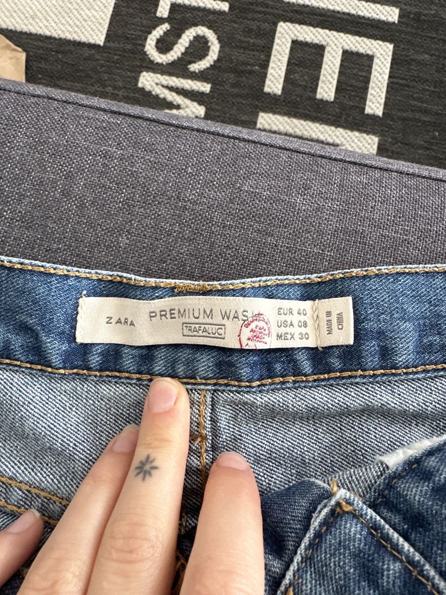 Zara Pantaloni: Shorts Zara – Usato da Niederglatt ZH venduto da Laurita1972 2