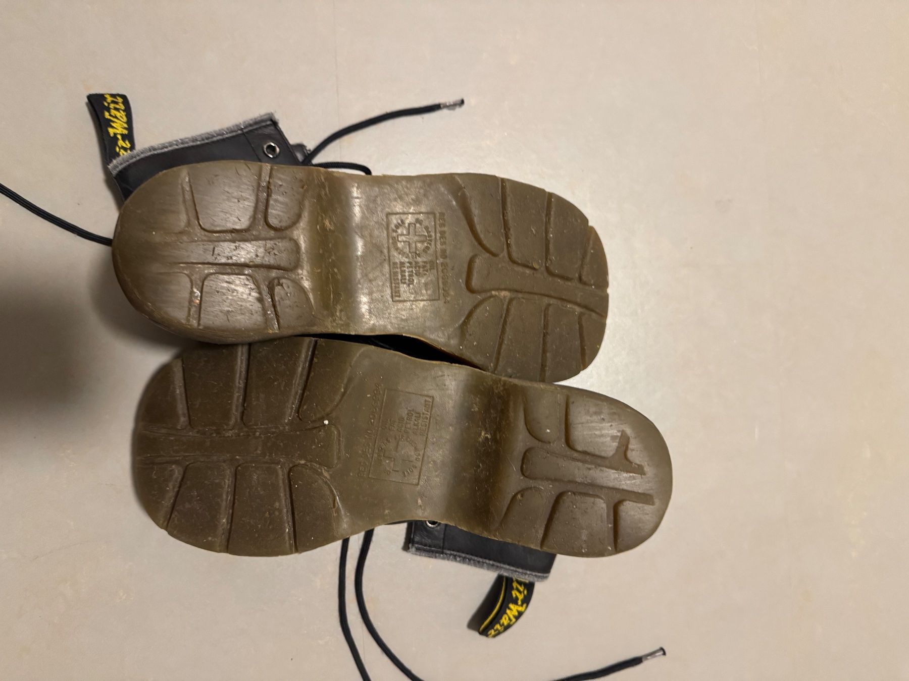 Dr. Martens Herrenschuhe: Vinted Dr. Martens Grösse 39 – Gebraucht aus Luzern von fer_68nv 3