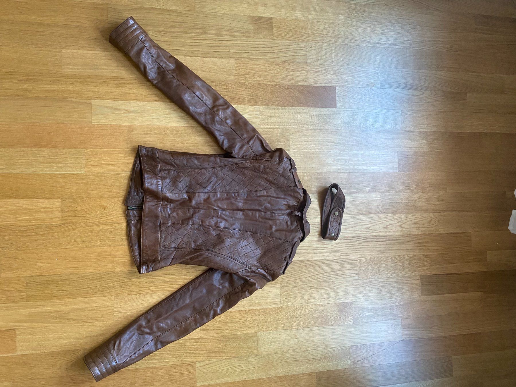 Jacken: Braune Echtleder Jacke – Gebraucht aus Zürich von smk_mh2n 1