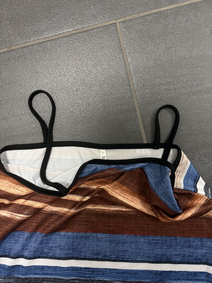 Kleider: Mini Sommerkleid M – Gebraucht aus Rümlang von svent 2