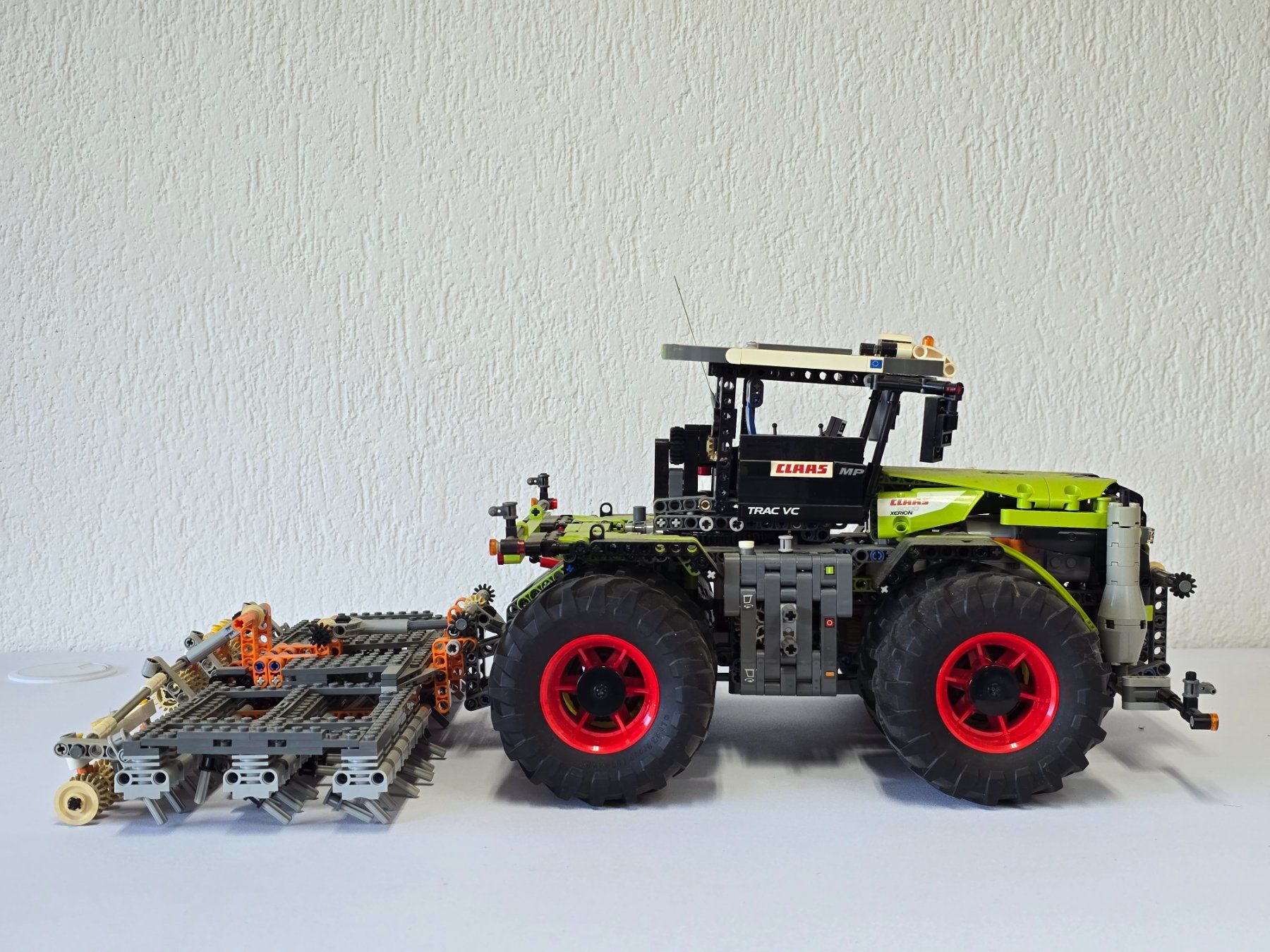 Lego Baukästen: Lego Technics, Claas Trac VC, 5000 Xerion, Staubig – Gebraucht aus Kloten von Nicola2 5