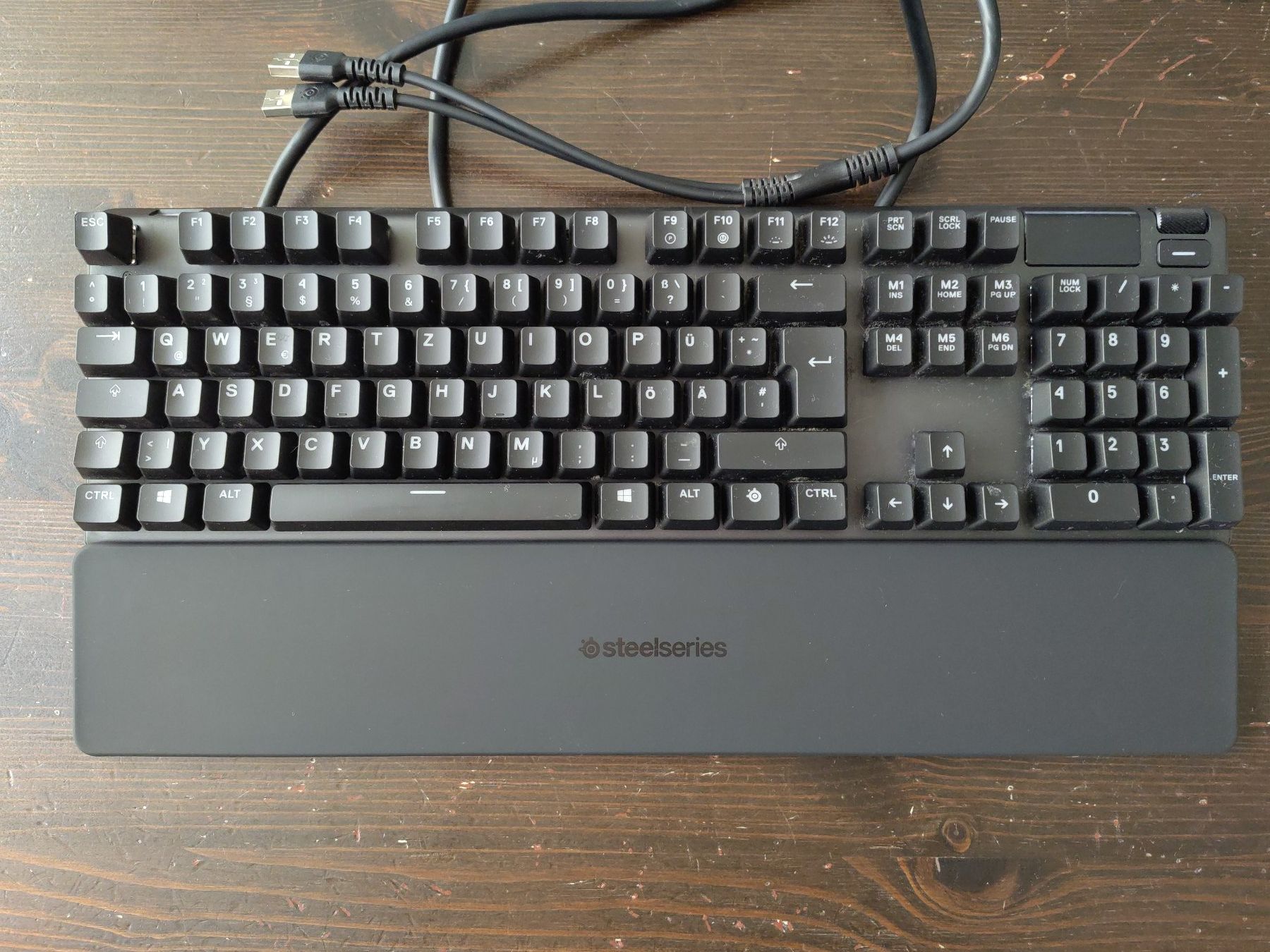 Steelseries Claviers: Steelseries Apex Pro DE – D'occasion à Säriswil par ducksoup 2