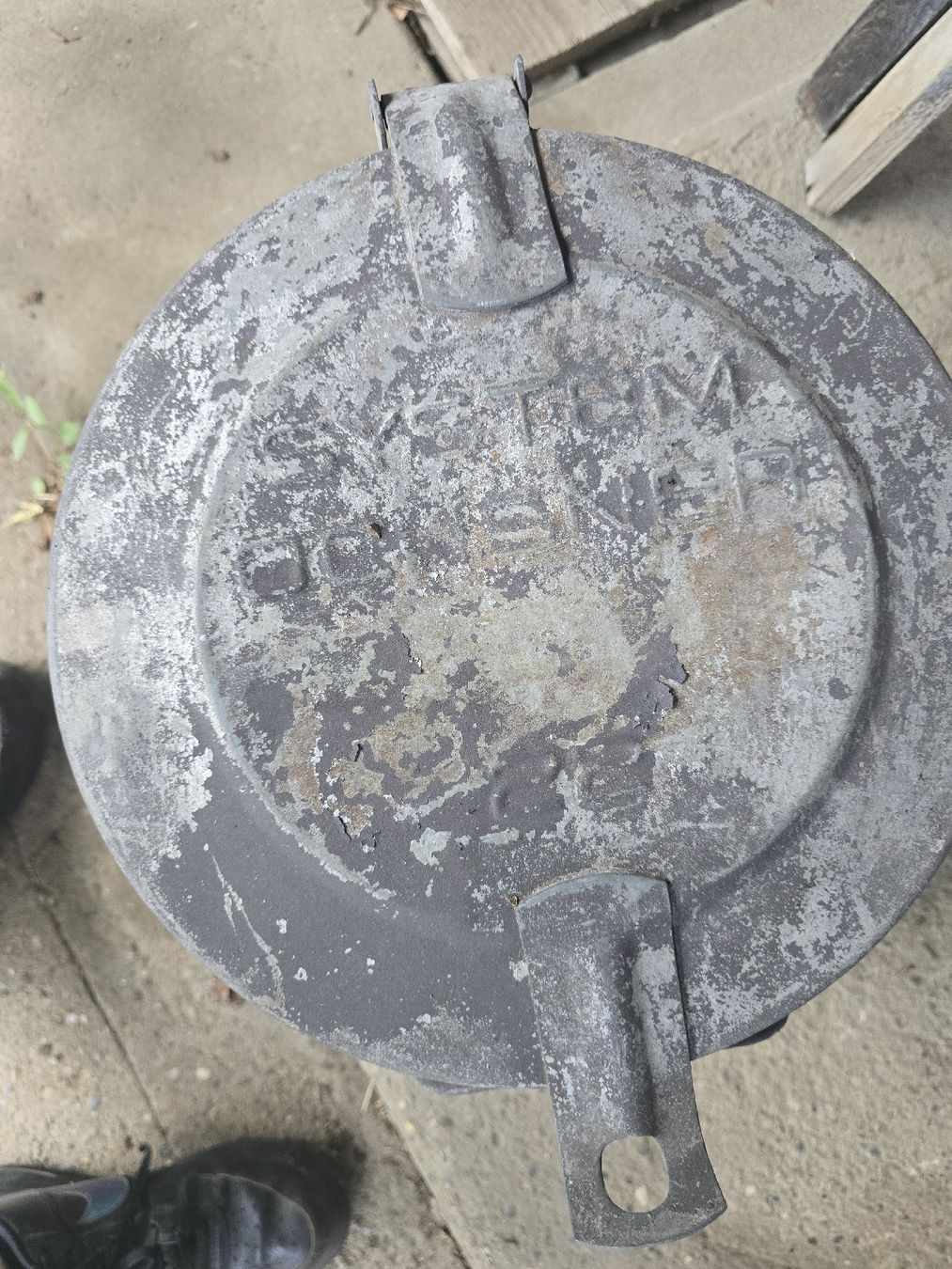 Altro per la casa: Metall Eimer mit Deckel  – Usato da Aarberg venduto da 2002stefan 3