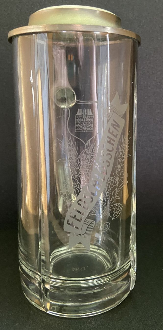 Feldschlösschen Bicchieri: Bierkrug Feldschlösschen mit Deckel – Usato da Böckten venduto da Hansi36