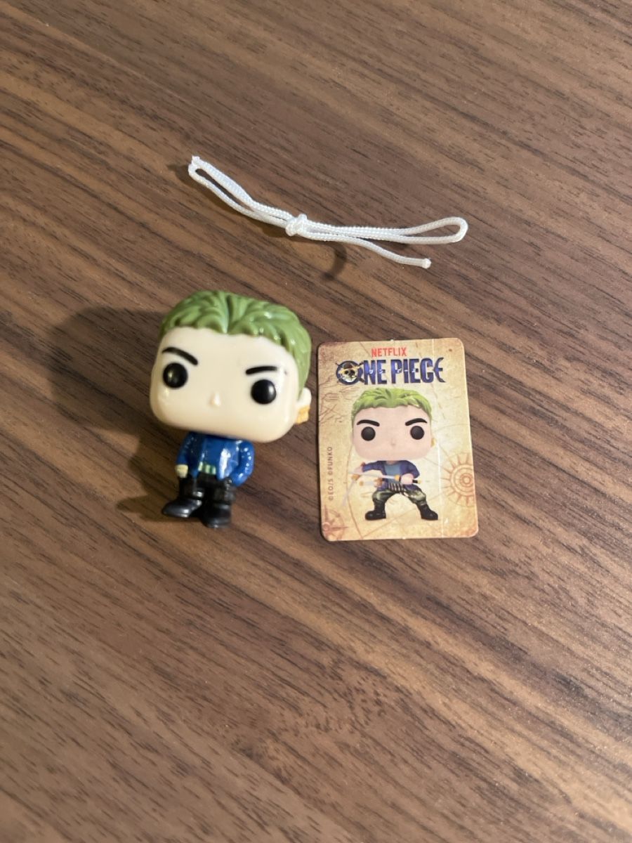 Funko Statuette: Kinder joy Zoro VS335 – Nuovo (secondo la descrizione) da Zürich venduto da fol_nkb8