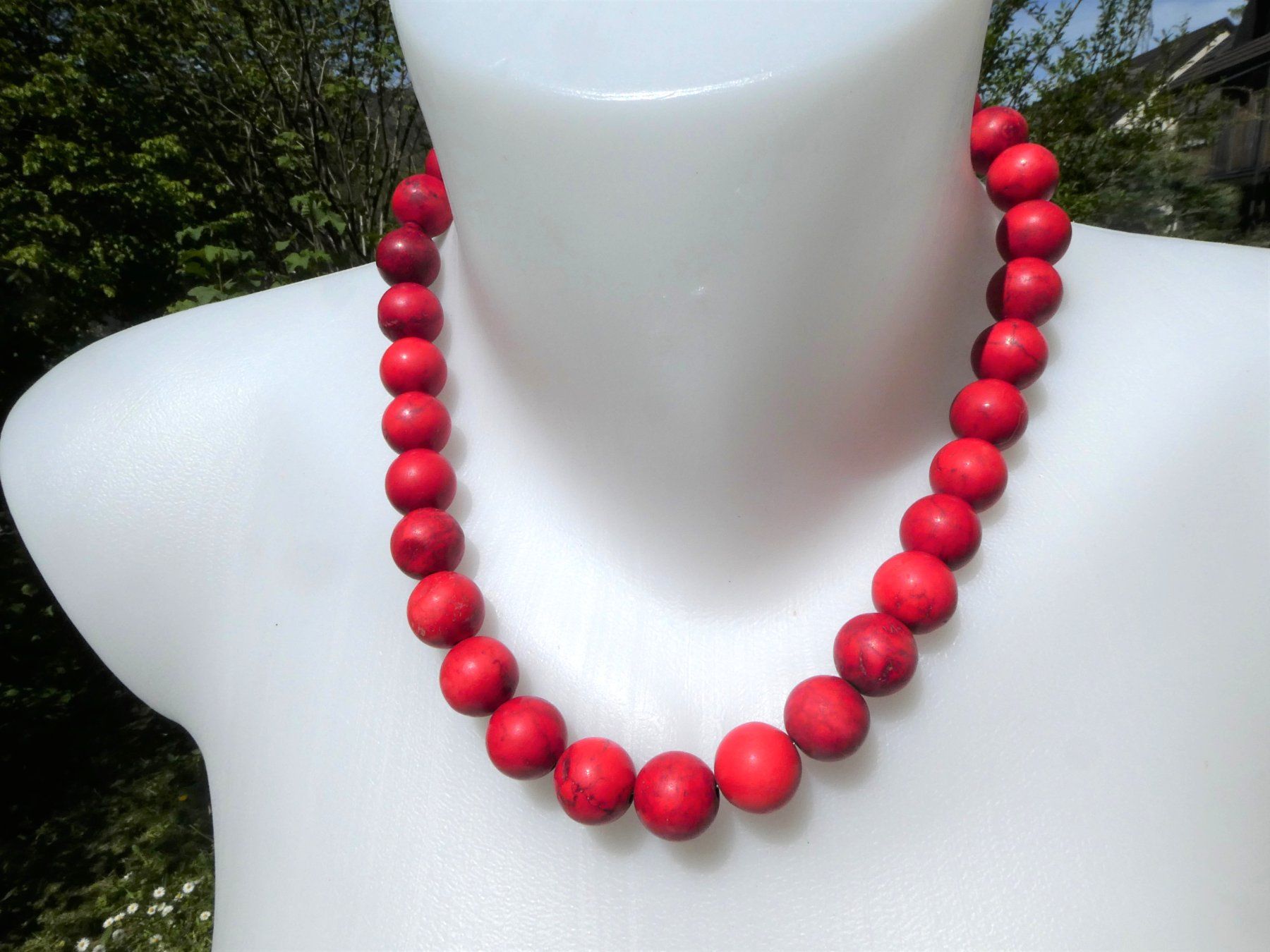 Ketten: Schönes Collier mit roten Kugeln, Länge 45cm – Neu (gemäss Beschreibung) aus Gattikon von kaandooh 1