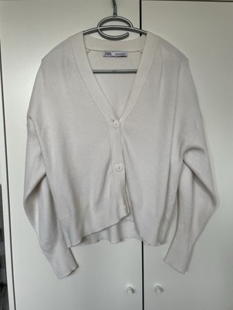 Zara Strickjacke