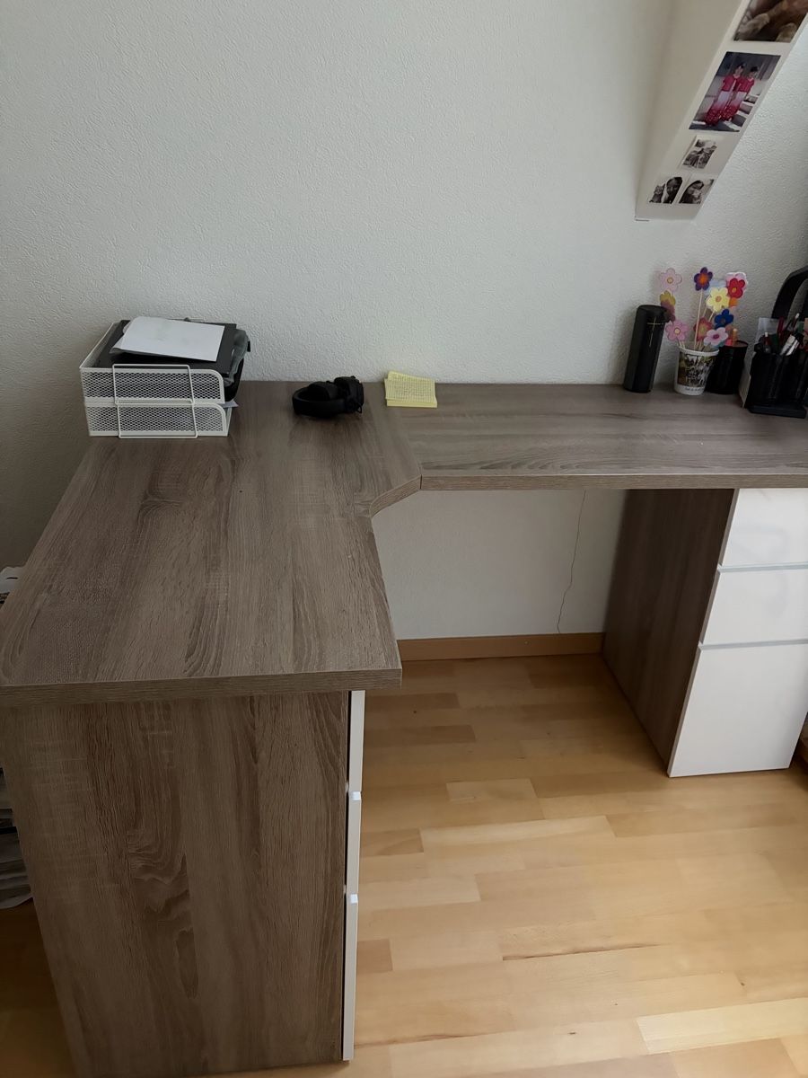 Ikea Schreibtische: Eckpult/Eckschreibtisch – Gebraucht aus Madiswil von joeellee 2