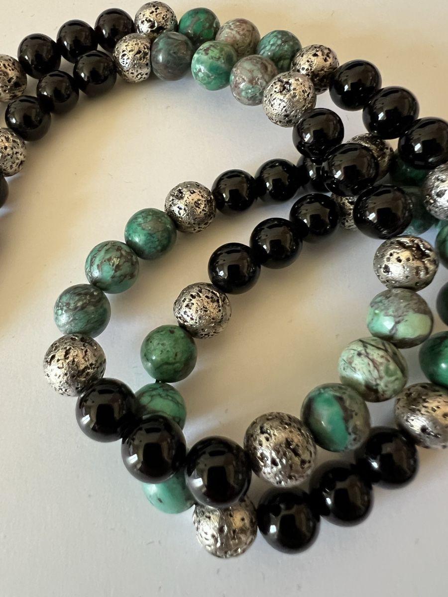 Catenine: Collier sautoir en pierres 76 cm  – Usato da Lausanne venduto da sualenna 2