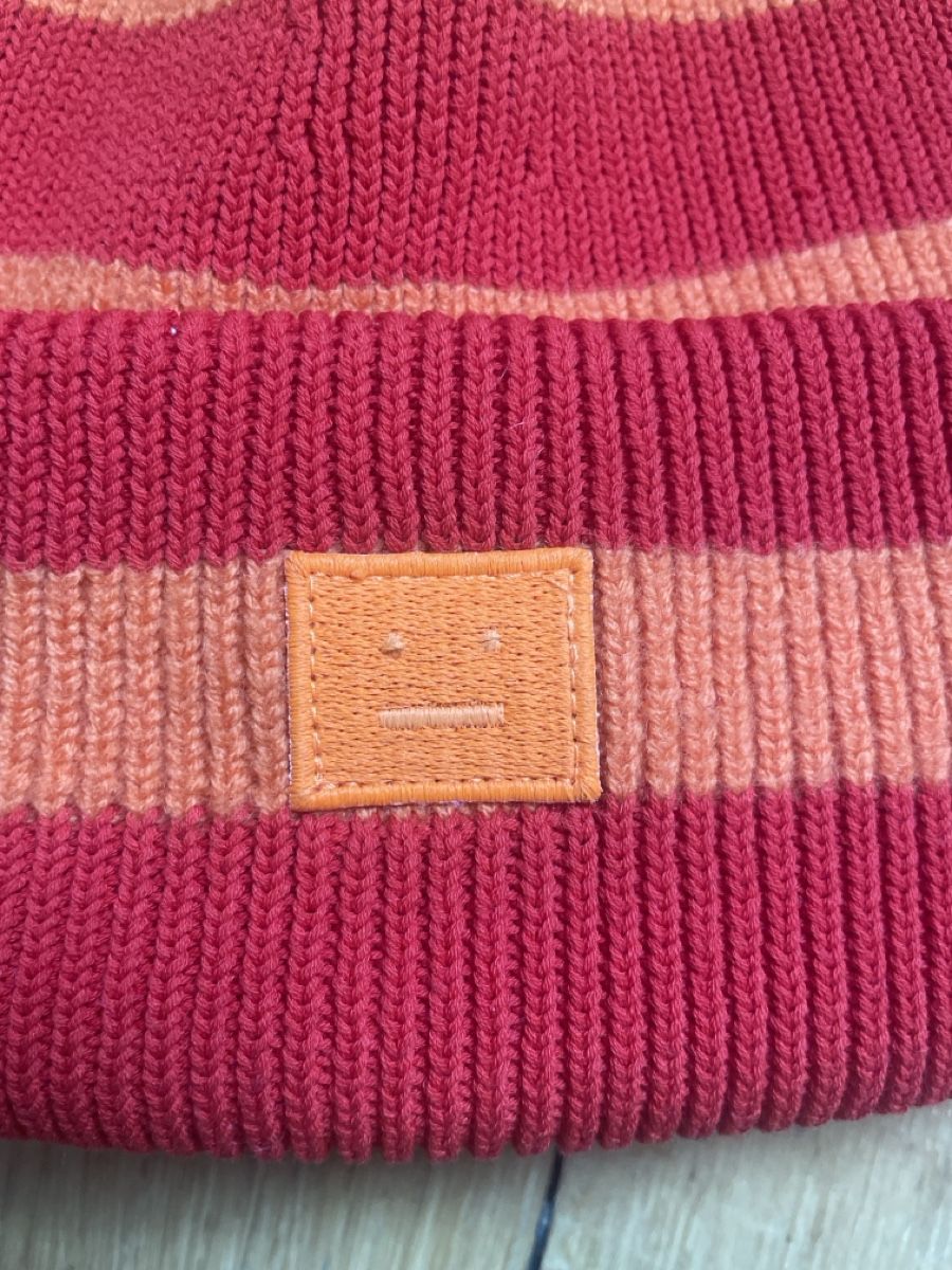 Hüte, Mützen & Caps: Acne Studios Mütze Orange & Rot gestreift – Gebraucht aus Basel von lea_d56l 1