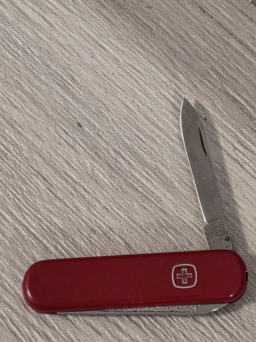 Wenger Coltelli tascabile: Wenger Taschenmesser rot  – Difettoso da Dorf venduto da Echo_Elements 1