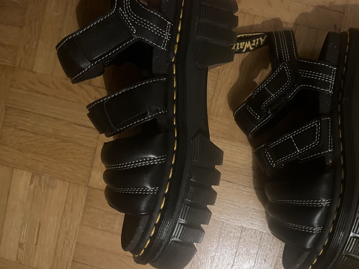 Dr. Martens Scarpe da donna: Doc Martens special edition  – Nuovo e nell'imballaggio originale da Zürich venduto da dalilaaa 2
