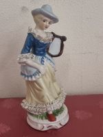 Porzellanfigur Frau mit Lyra H ca 20cm guter Zustand