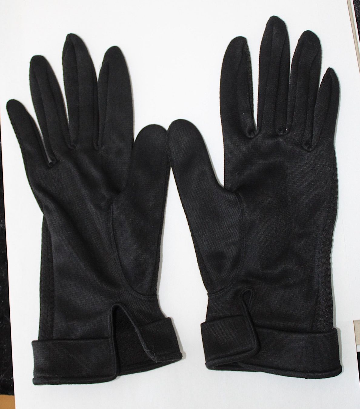 Guanti & manicotti: Damen Handschuhe Schwarz, – Usato da Locarno venduto da madame-tus-sauds 1