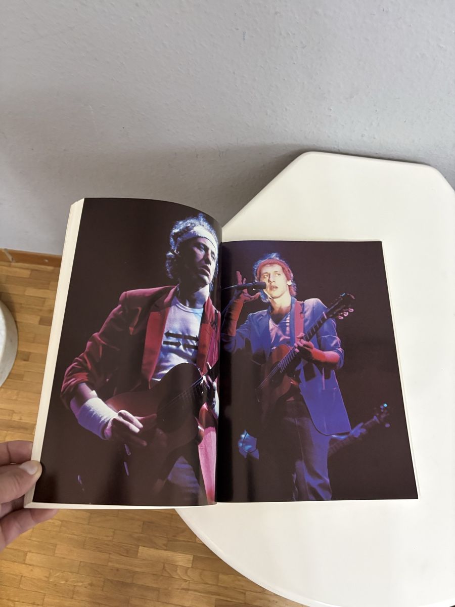 Libri: Livre musique Dire staits – Usato da petit lancy venduto da FerreiraLuis 2