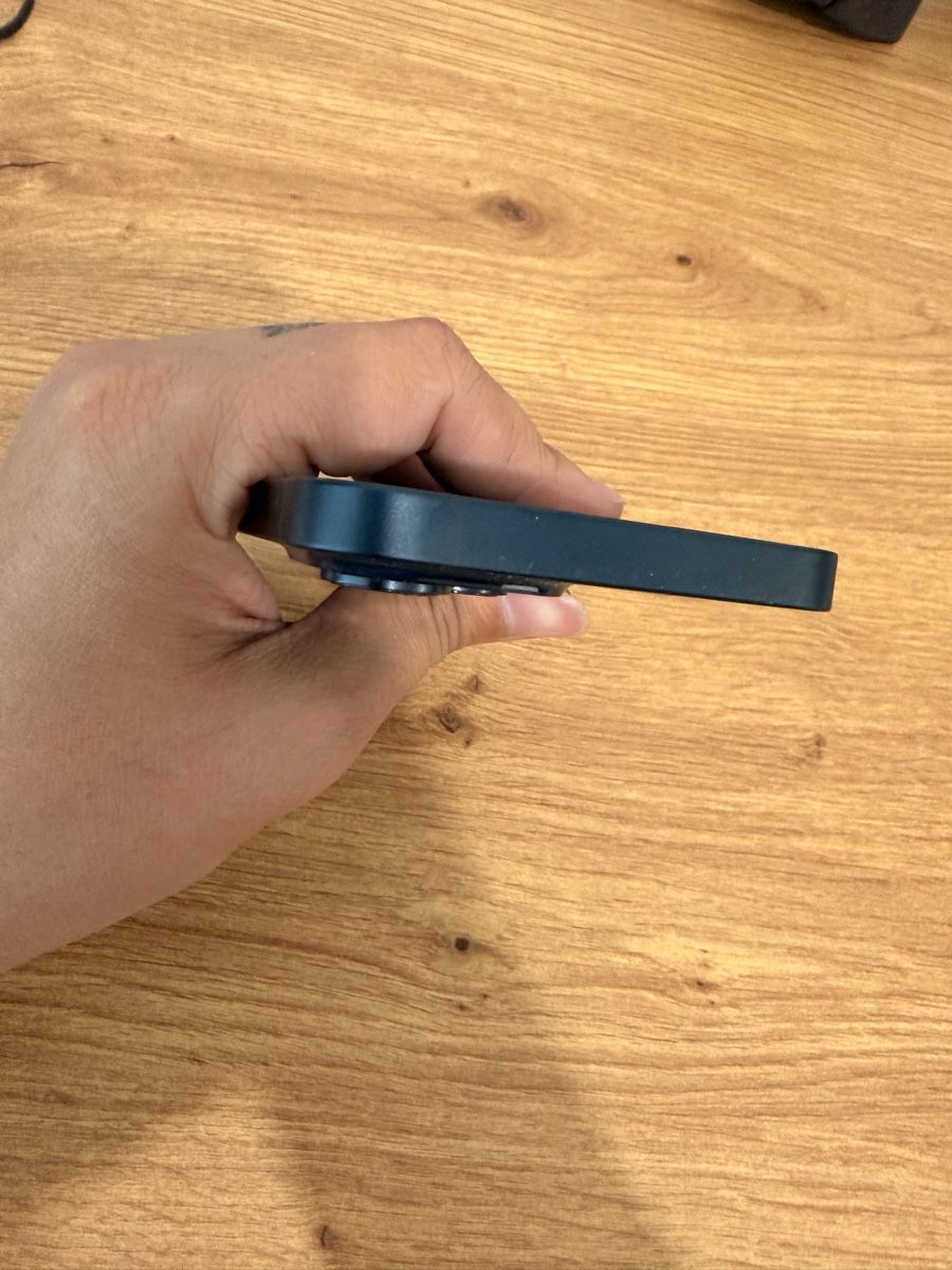 Apple Handys / Smartphones: Apple IPhone 14 (128 GB, Midnight) – Neu (gemäss Beschreibung) aus Zürich von badaha 1