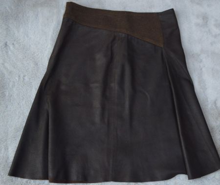Joseph  Lederrock / jupe en cuir  .36
