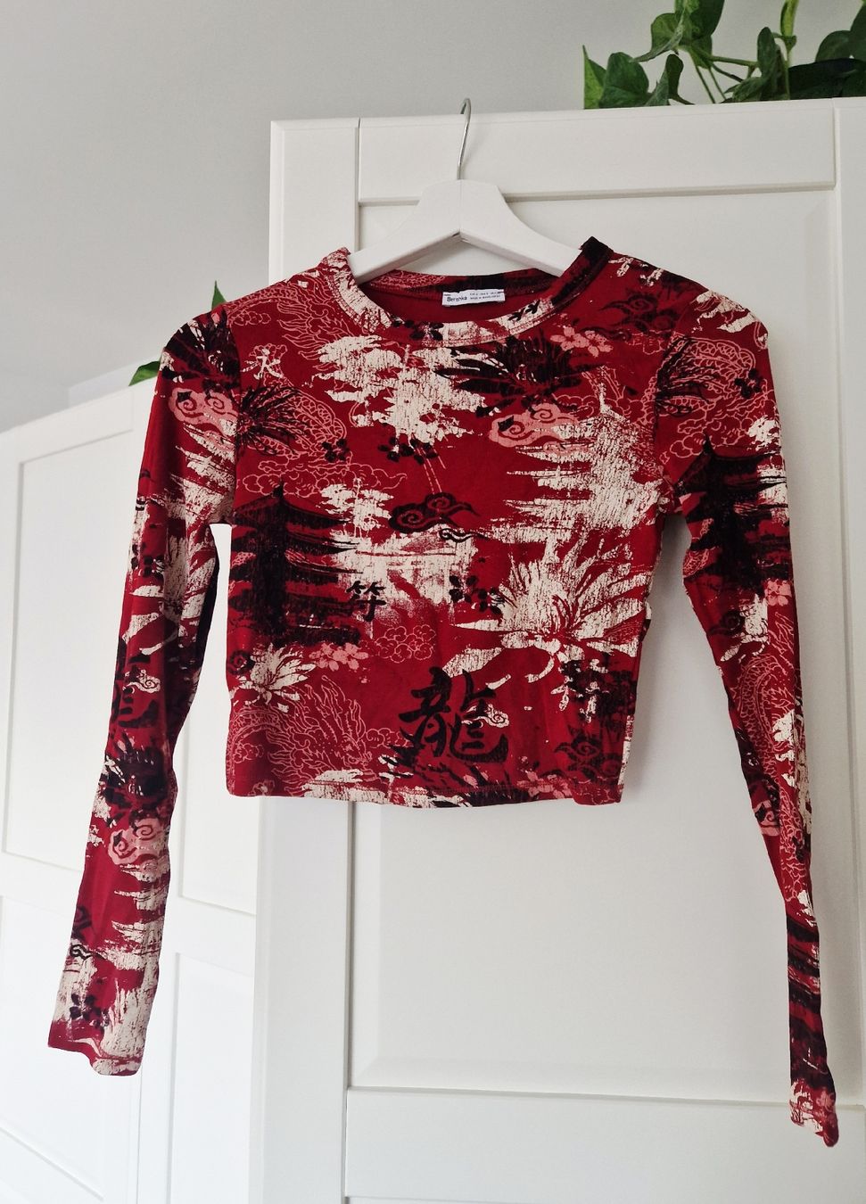 Maglioni & Felpe: Crop Langarmshirt, Bershka, Gr. S – Usato da Fislisbach venduto da mgr_yy8b