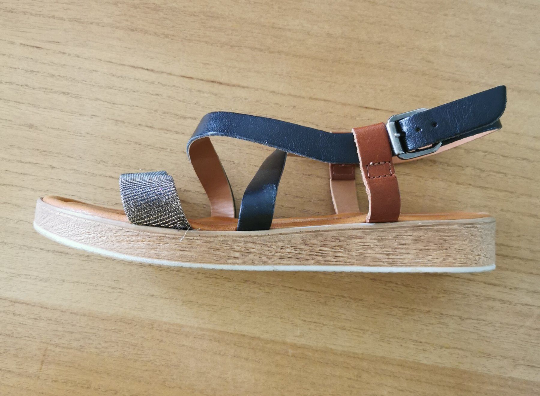 Tamaris Scarpe da donna: Sandales élégantes TAMARIS – Usato da Corpataux venduto da cerise2306 1