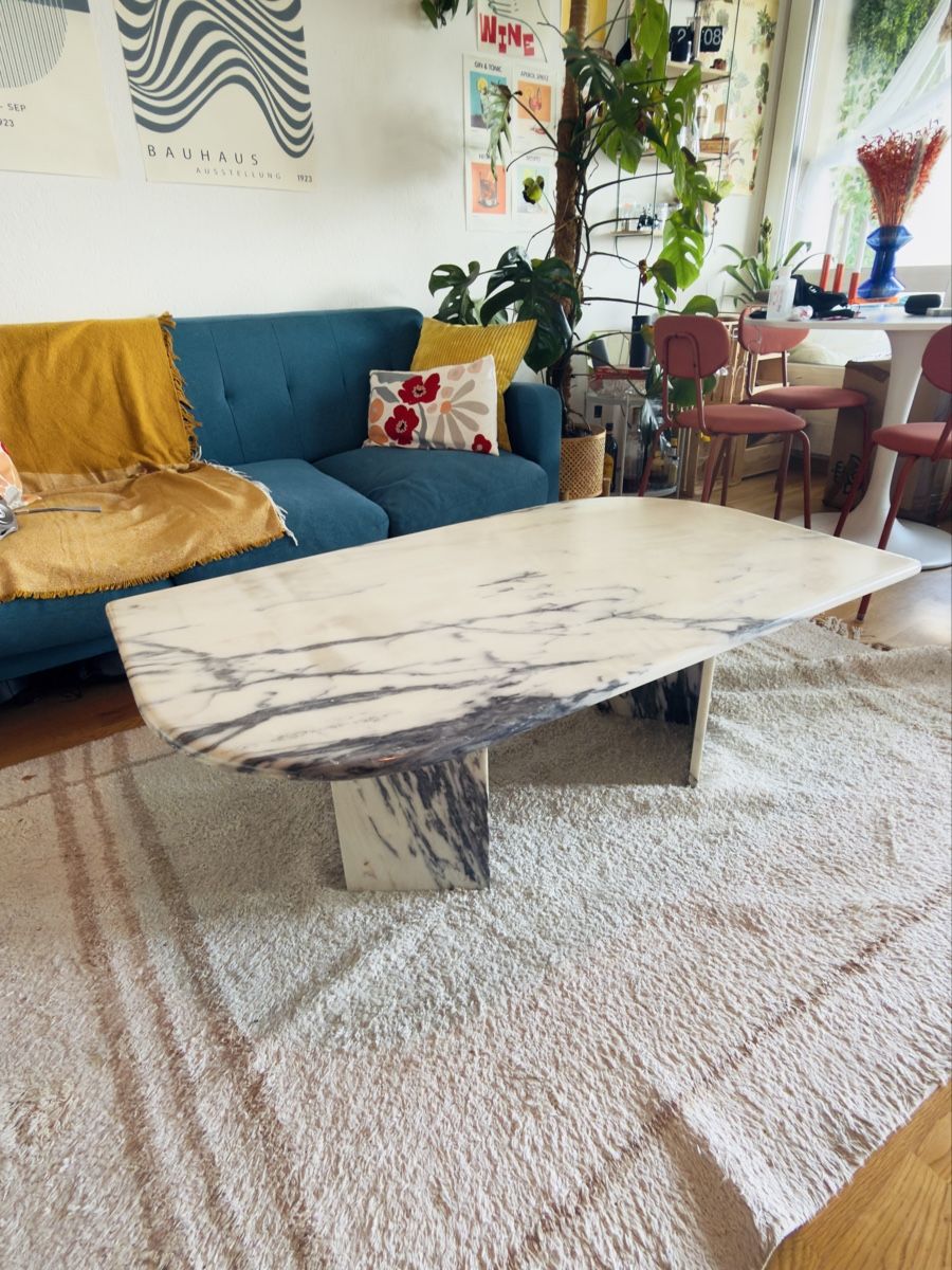 Tavoli: Eleganter Marmor-Couchtisch – Usato da Bern venduto da jgh_8hwy 3