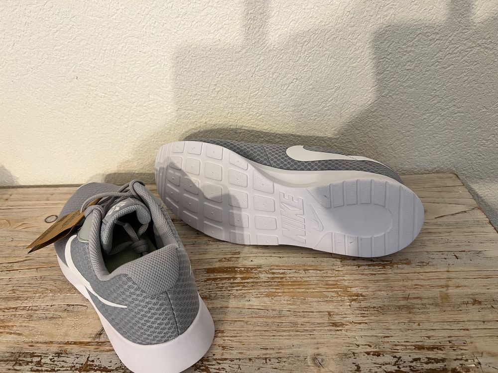 Nike tanjun herren 46 online