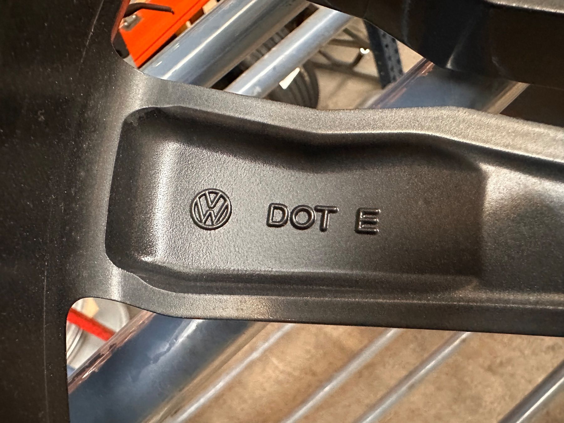 Volkswagen Cerchioni: VW Felge – Usato da Wilen venduto da Schoeppi32 6