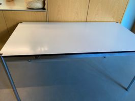USM Haller Tisch 790 x 1540 mm - Occasion