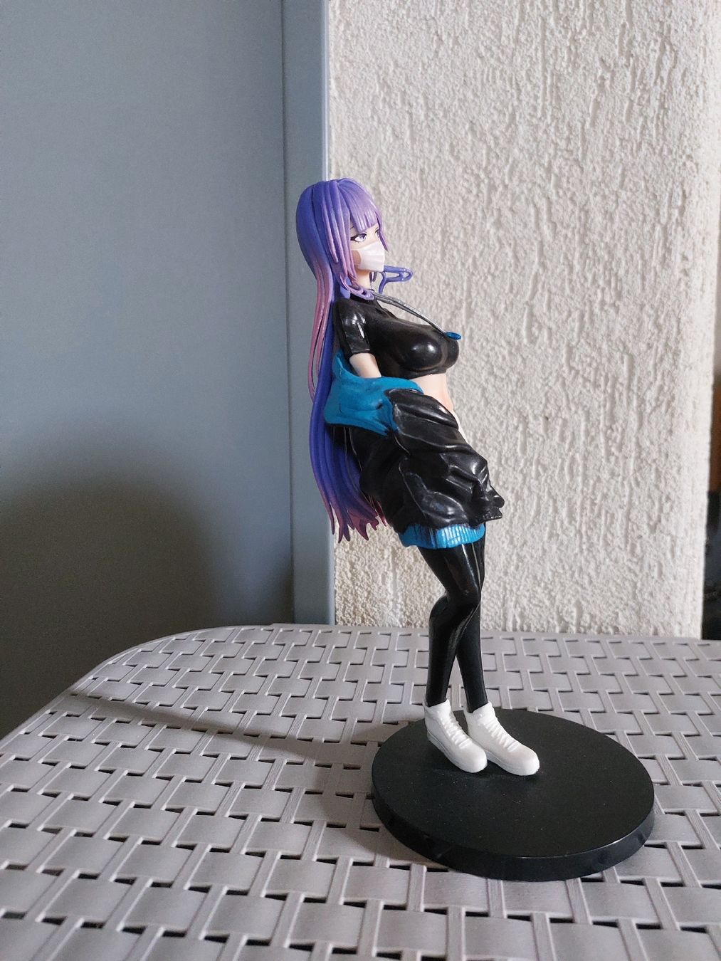 Statuette: Masked Girl, Deko Anmie Figur – Nuovo (secondo la descrizione) da Winterthur venduto da Belzarek 1