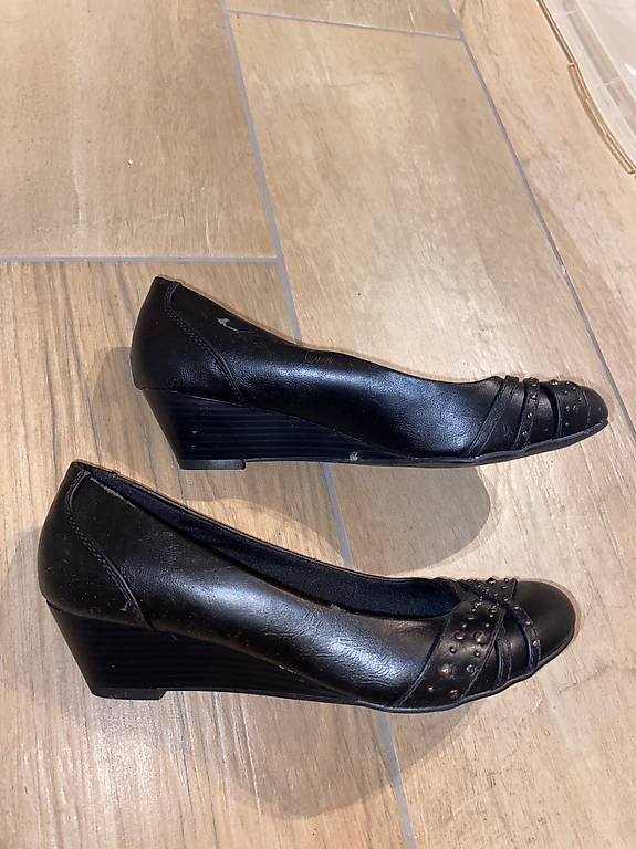Graceland Damenschuhe: schwarze Ballerinas mit Absatz Gr. 38 – Gebraucht aus Hausen AG von corinne_g 1