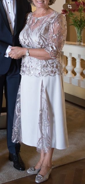 Vestiti: Abendkleid / Hochzeitsgastkleid Dame – Usato da Emmenbrücke venduto da zak_5wtm