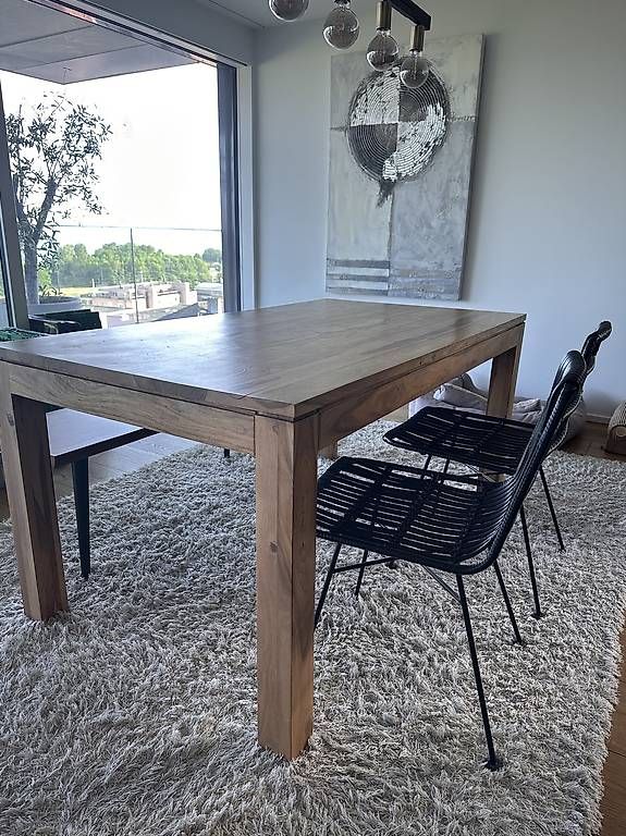 Set di tavolo e panche: Table bois exotique massif manguier – Usato da Les hauts geneveys venduto da plarderie72 1