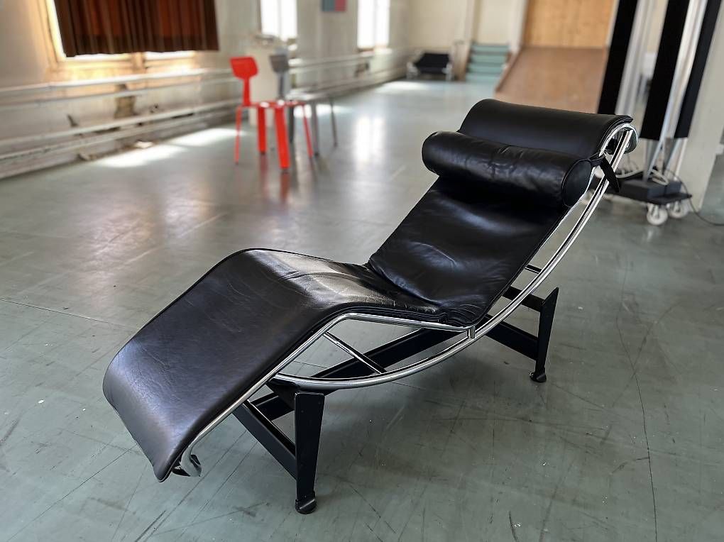 Sedie a sdraio: Corbusier LC4, original Cassina – Usato da Kreuzlingen venduto da polychromos 1