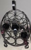 Schöne Weinflaschenhalterung aus Metall (für 10 Flasche) .