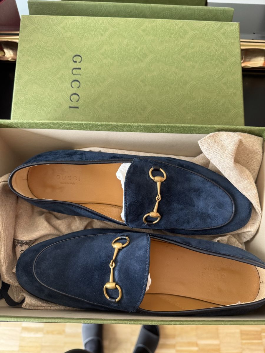 Gucci Scarpe da donna: Gucci Loafers in Blue Suede, Size 40 – Nuovo (secondo la descrizione) da Zürich venduto da kvsm_75