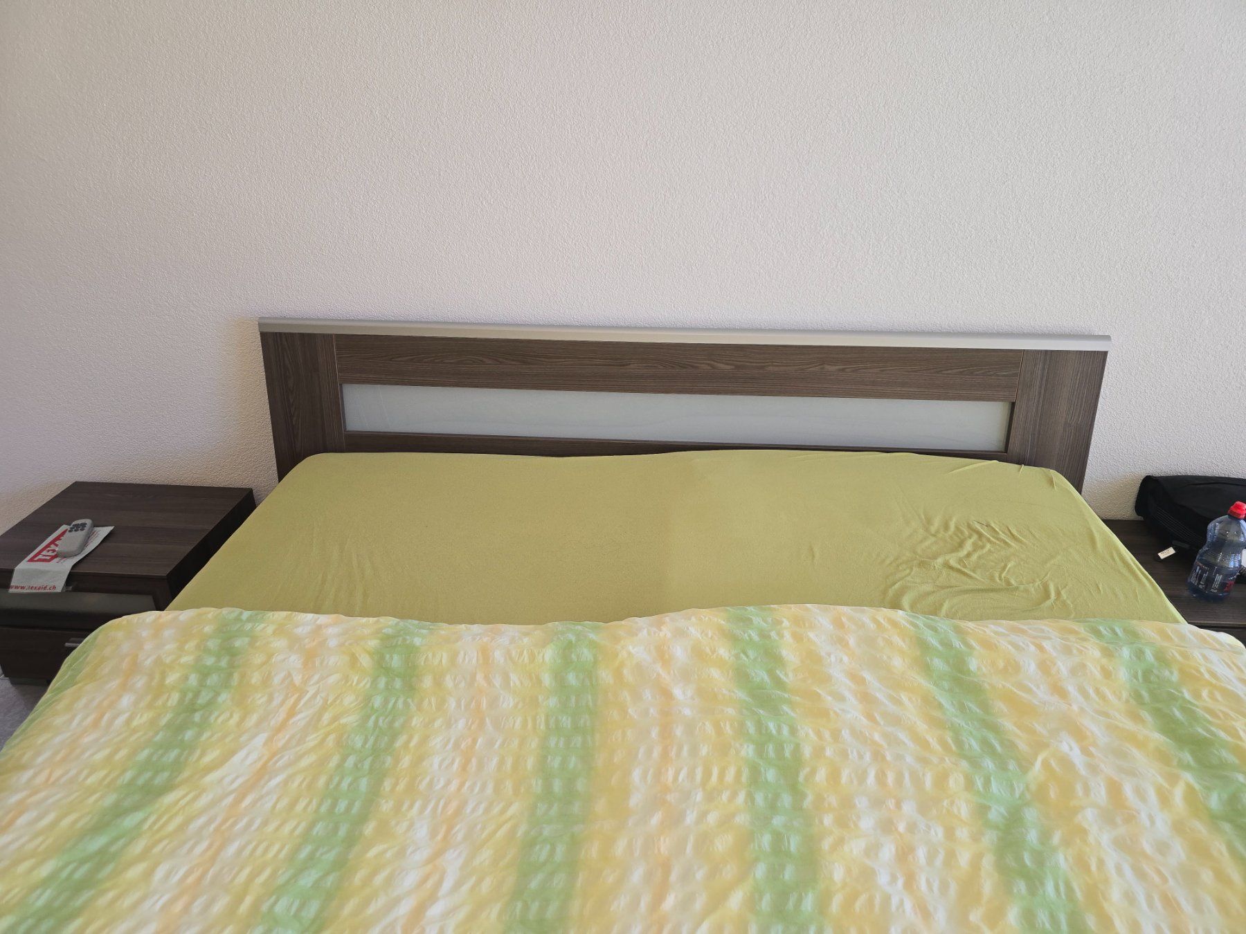 Betten: Schönes, einwandfreies Bett – Gebraucht aus Strengelbach von Mosers 2