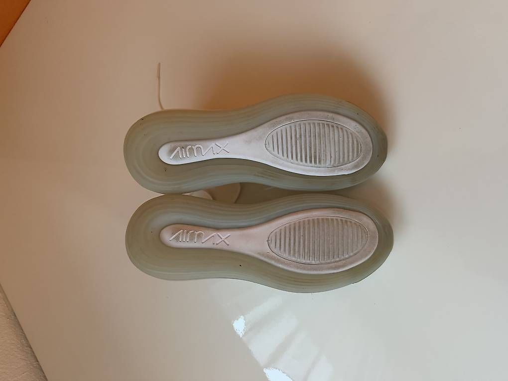 Scarpe da uomo: Nike Air Max 720  – Usato da Horw venduto da Jan.0364 1