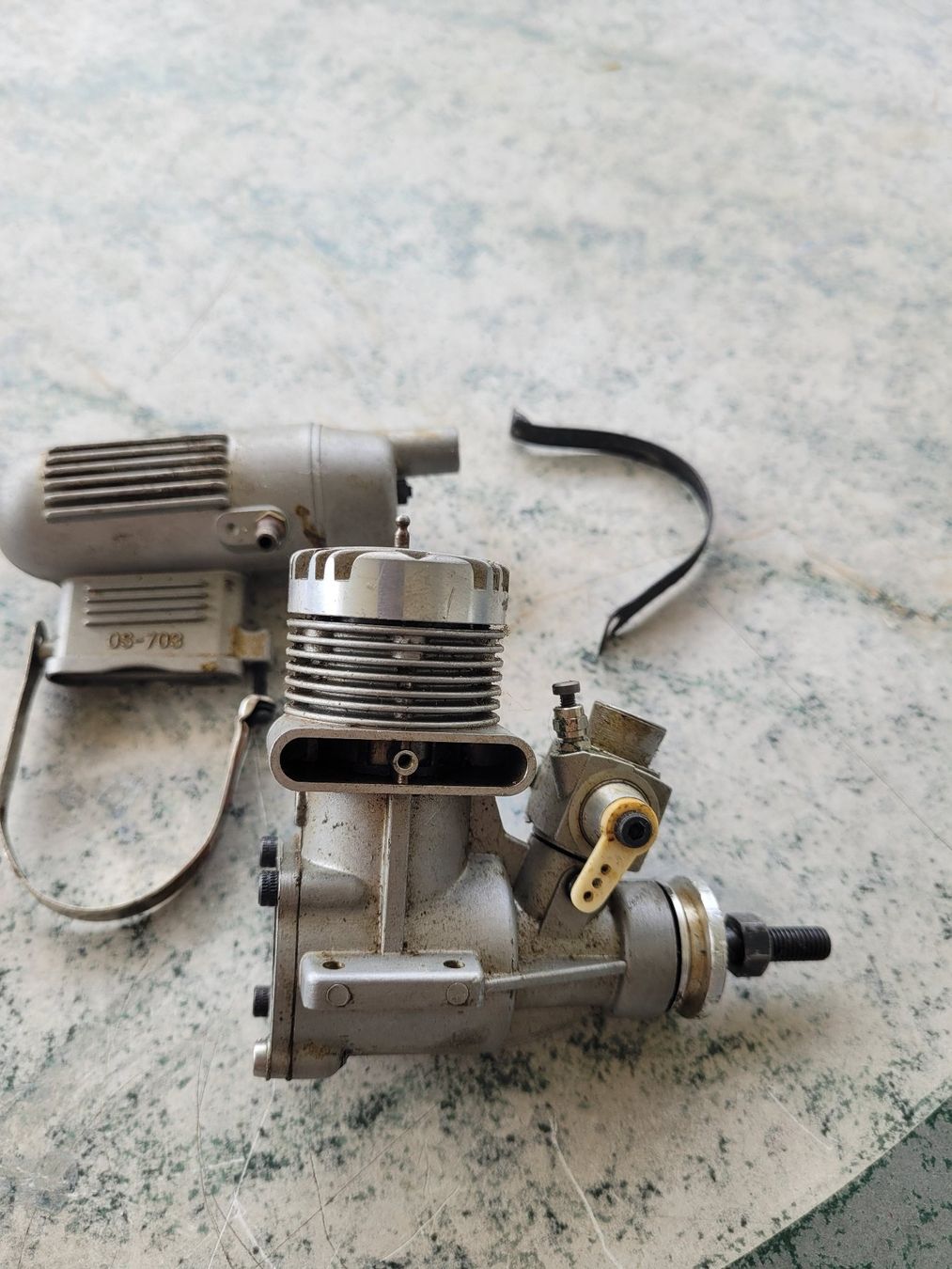 Modellismo RC: OS MAX H 40 Motor, zum herrichten, oder Ersatzteile – Difettoso da Winterthur venduto da testi67 1