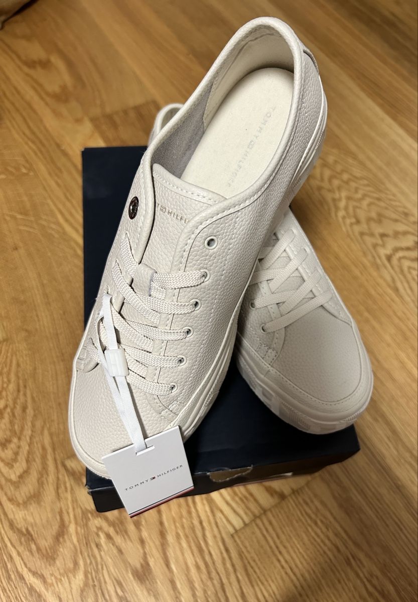 Tommy Hilfiger Scarpe da donna: Thommy Hilfiger Sneakers – Nuovo e nell'imballaggio originale da Kloten venduto da raf_6nbr