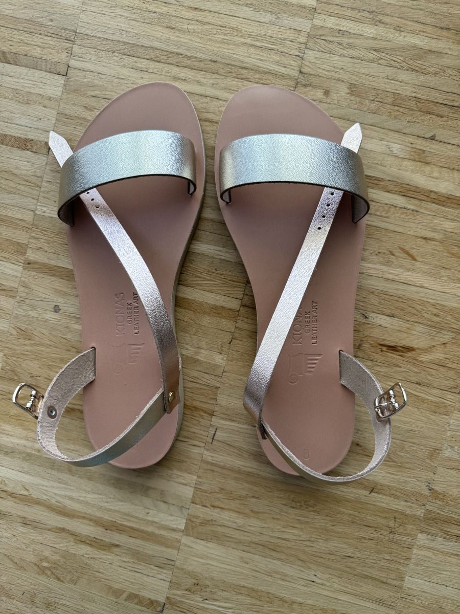 Chaussures femmes: Leather gold sandals new - 40 – Neuf avec emballage d'origine à Männedorf par eka_l28h
