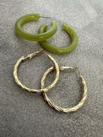 2er Set Ohrringe, Hoop-Ohrringe, Gold & Grün, neuwertig