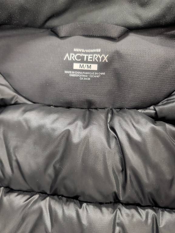 Arcteryx Vestes: Arc'teryx Goretex down jacket – D'occasion à Magglingen/Macolin par mit_cm92