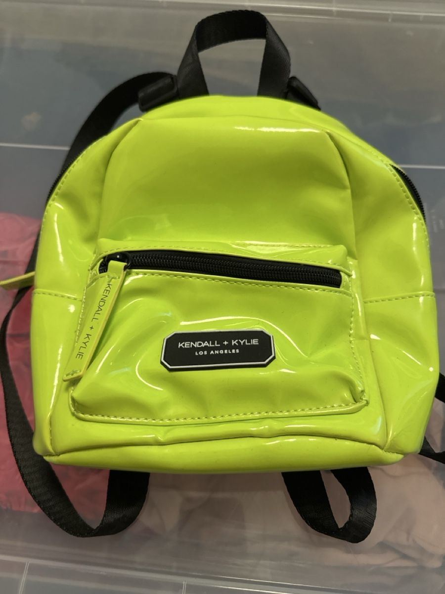 Rucksäcke: Rucksack Kendall & Kylie – Neu (gemäss Beschreibung) aus Wald ZH von evelyne.street