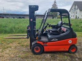Elektrovierradstapler Linde E25, Jg. 2009