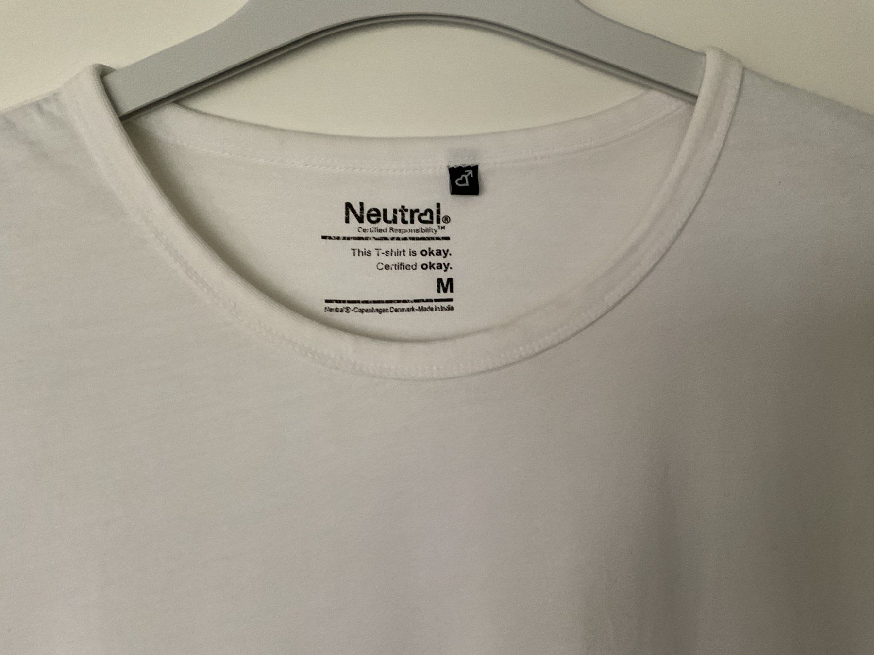 T-shirts: Neutral - Basic T-Shirt langarm, weiss - Gr. M – D'occasion à Walchwil par Budy7