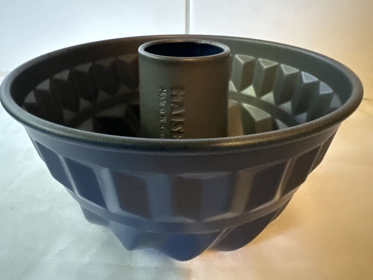 Kaiser Teglie da forno: Kaiser Gugelhupfform dunkelblau Backform Made in W-Germany  – Usato da Zürich venduto da Chaeffeler 2