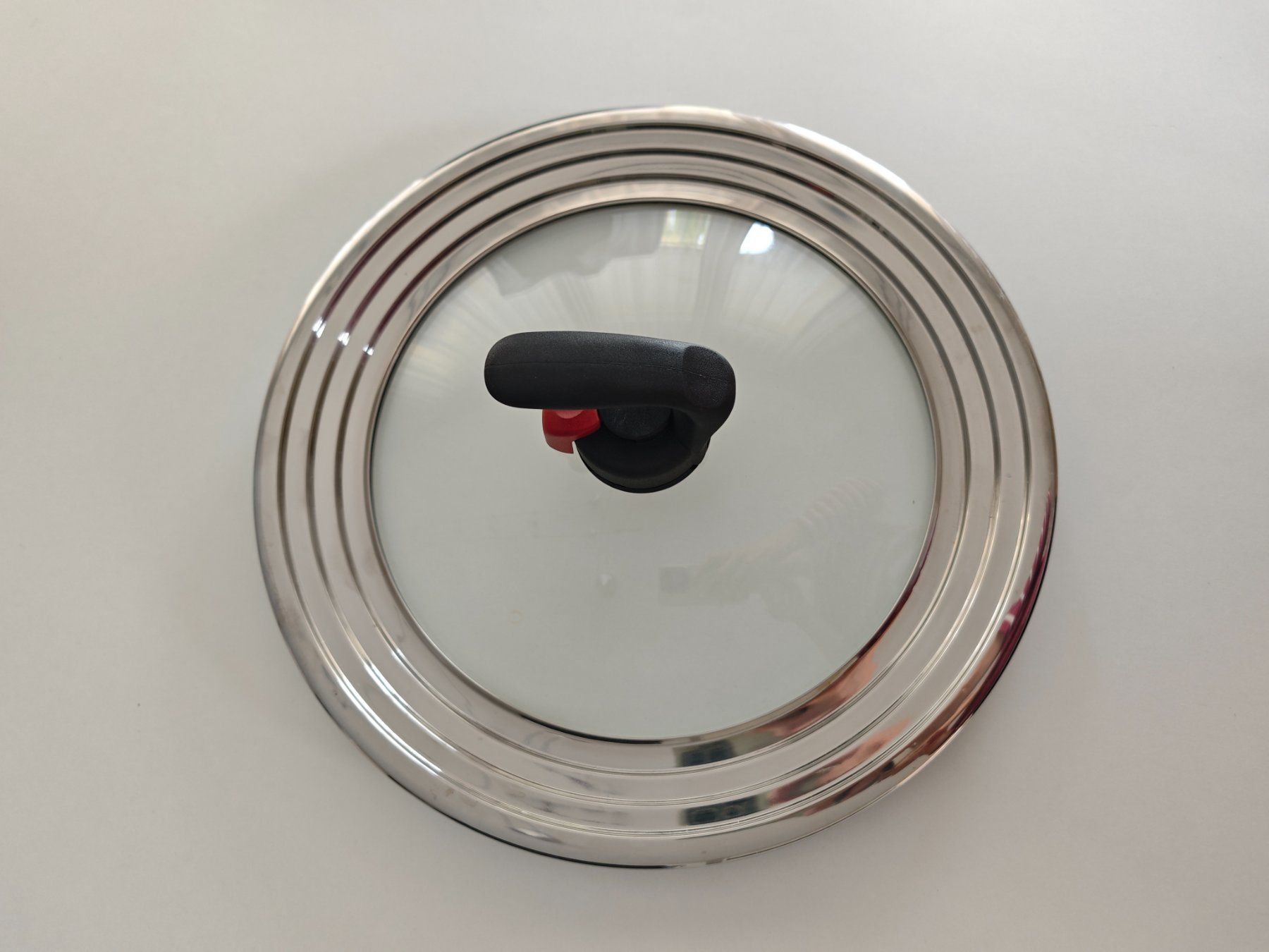 Migros Appareils de cuisine: Pfannendeckel - Stufendeckel mit Dampfventil, 24-30cm – D'occasion à Stetten AG par hub_l9nb